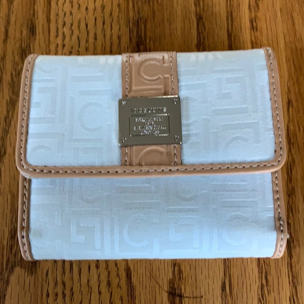 Liz Claiborne wallet